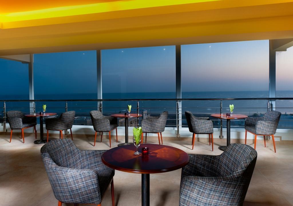 Al Hail Waves Hotel Managed By Centara Maskat Zewnętrze zdjęcie
