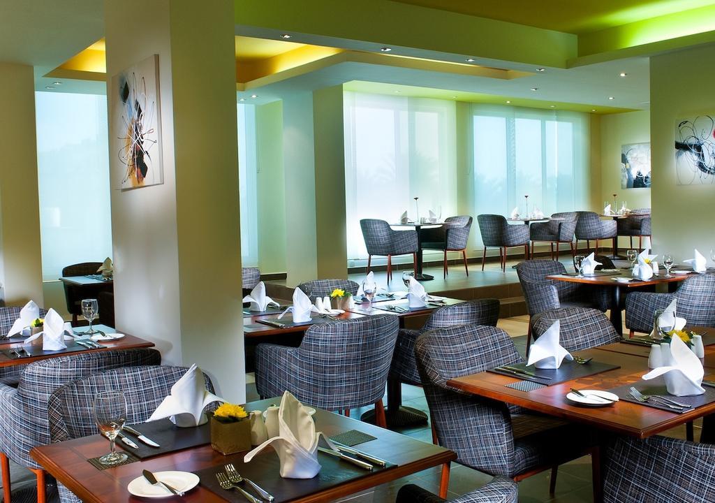 Al Hail Waves Hotel Managed By Centara Maskat Zewnętrze zdjęcie