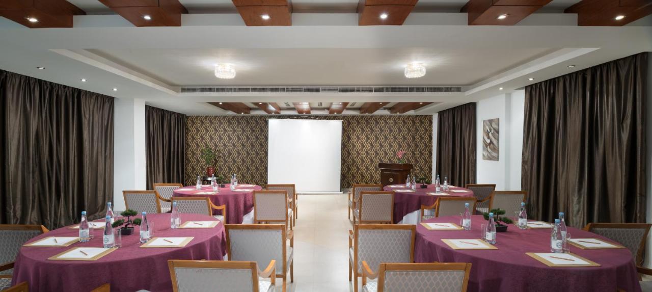 Al Hail Waves Hotel Managed By Centara Maskat Zewnętrze zdjęcie